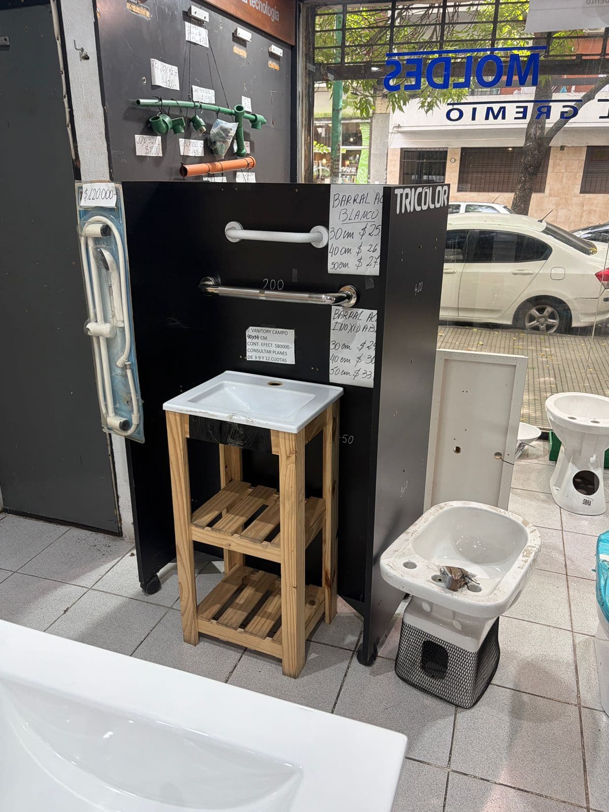 Foto del local Sanitarios Moldes 2